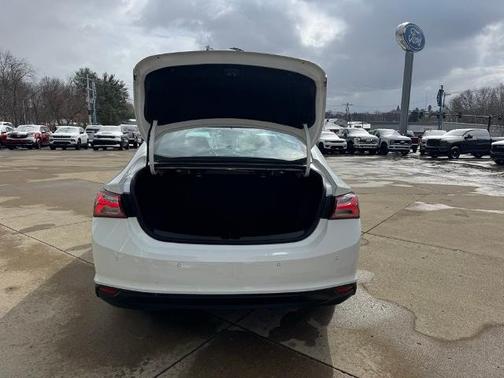 2024 Chevrolet Malibu LT W/2LT