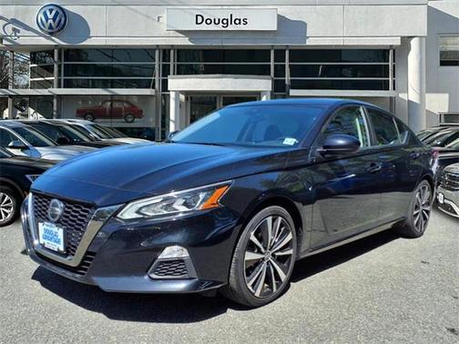 2022 Nissan Altima SR FWD
