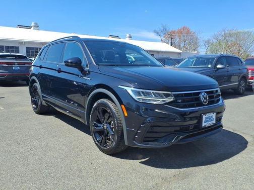 2023 Volkswagen Tiguan 2.0T SE R-Line Black 4MOTION