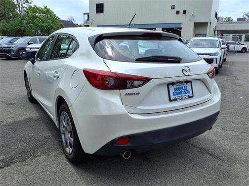2016 Mazda Mazda3 i Sport