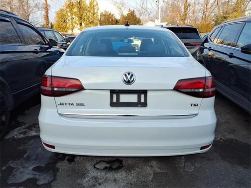 2017 Volkswagen Jetta 1.8T SEL