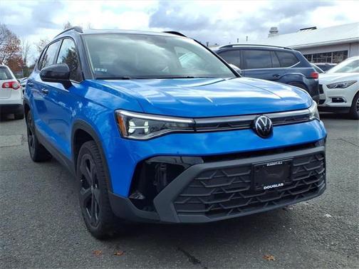 2025 Volkswagen Taos 1.5T SE Black