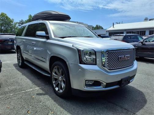 2017 GMC Yukon XL Denali