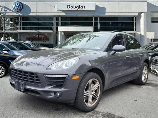 2018 Porsche Macan Base