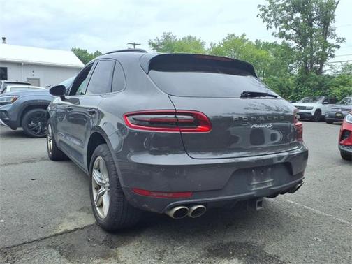 2018 Porsche Macan Base