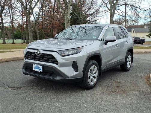 2022 Toyota RAV4 LE