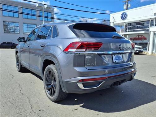 2022 Volkswagen Atlas Cross Sport 3.6L V6 SE w/Technology