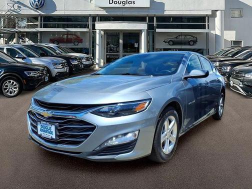 Sterling Gray Metallic 2024 Chevrolet Malibu FWD 1LT