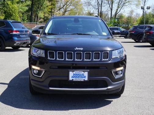 Photo 3 of 23 of 2020 Jeep Compass Limited