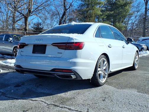2024 Audi A4 45 S line Premium Plus