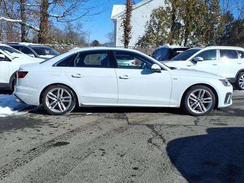 2024 Audi A4 45 S line Premium Plus