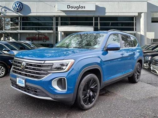 2025 Volkswagen Atlas 2.0T SE w/Technology 4MOTION