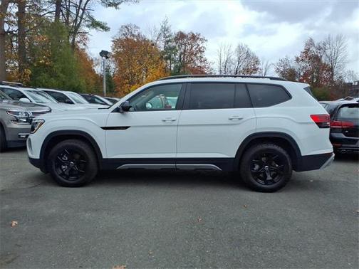 2025 Volkswagen Atlas 2.0T Peak Edition
