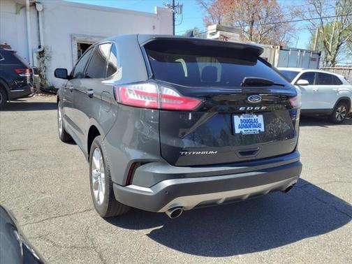 2021 Ford Edge Titanium