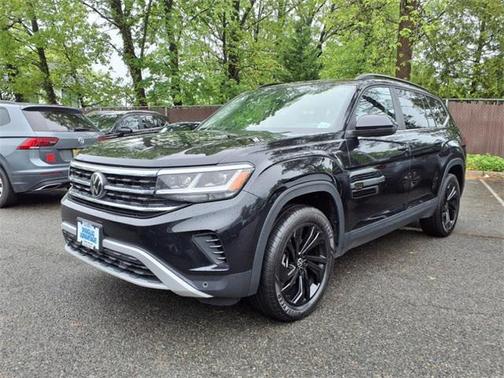 2022 Volkswagen Atlas 3.6L SE w/Technology
