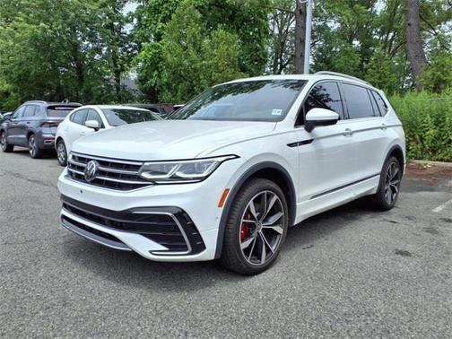 2022 Volkswagen Tiguan 2.0T SEL R-Line 4MOTION
