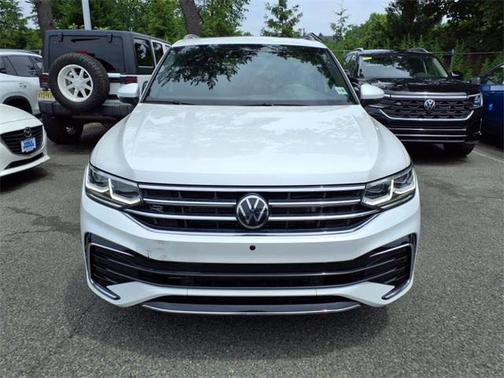2022 Volkswagen Tiguan 2.0T SEL R-Line 4MOTION