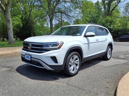 2022 Volkswagen Atlas 2.0T SE w/Technology 4MOTION