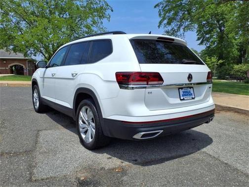 2022 Volkswagen Atlas 2.0T SE w/Technology 4MOTION