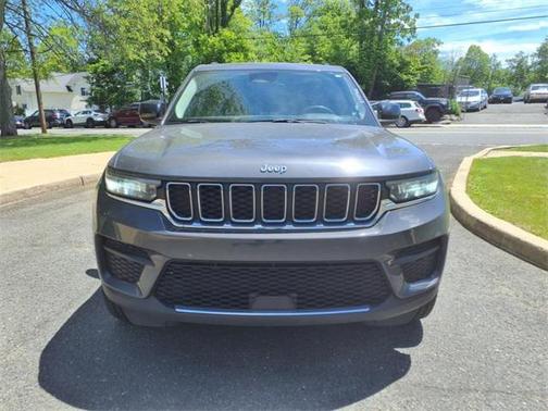 2024 Jeep Grand Cherokee Laredo