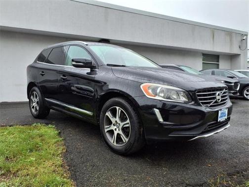 2015 Volvo XC60 T6 Platinum