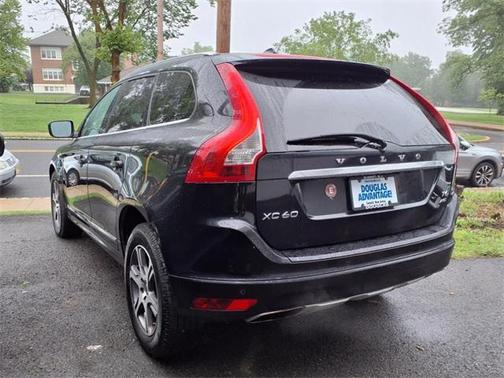 2015 Volvo XC60 T6 Platinum