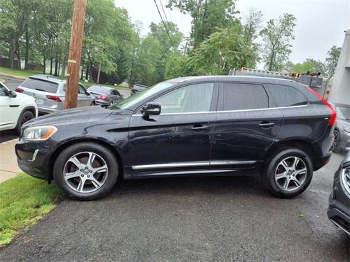 2015 Volvo XC60 T6 Platinum