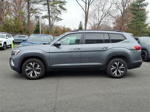 2025 Volkswagen Atlas 2.0T SE