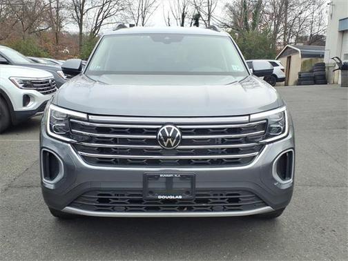 2025 Volkswagen Atlas 2.0T SE