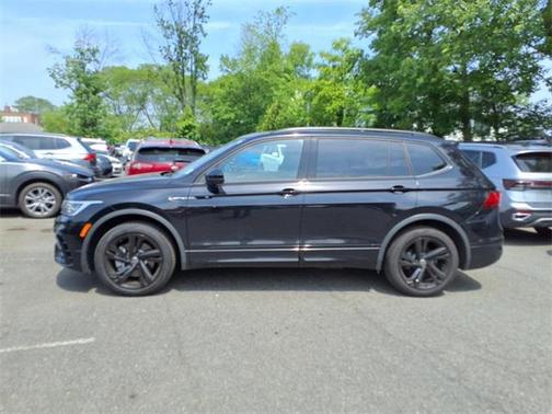 2023 Volkswagen Tiguan 2.0T SE R-Line Black 4MOTION