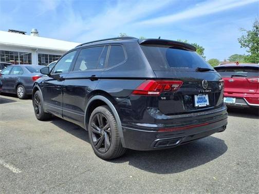 2023 Volkswagen Tiguan 2.0T SE R-Line Black 4MOTION