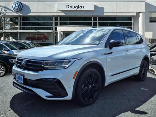 2022 Volkswagen Tiguan 2.0T SE R-Line Black 4MOTION