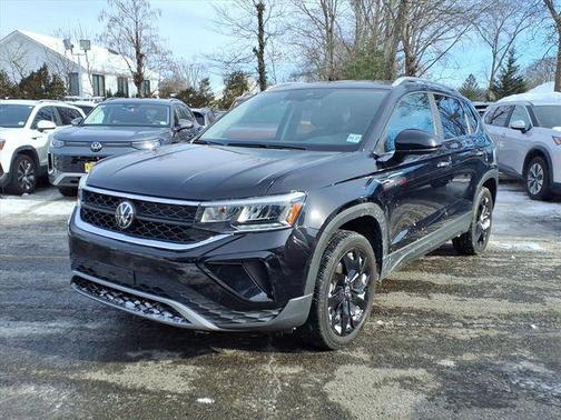 2023 Volkswagen Taos 1.5T SE