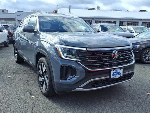 2025 Volkswagen Atlas Cross Sport 2.0T SE w/Technology 4MOTION