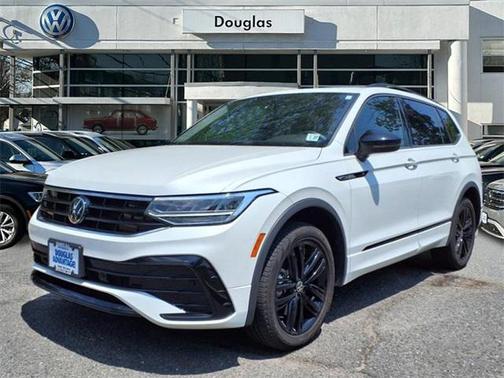 2022 Volkswagen Tiguan 2.0T SE R-Line Black 4MOTION