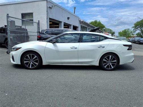 2023 Nissan Maxima SV Xtronic CVT
