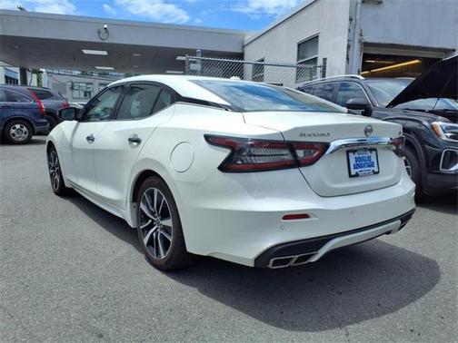 2023 Nissan Maxima SV Xtronic CVT