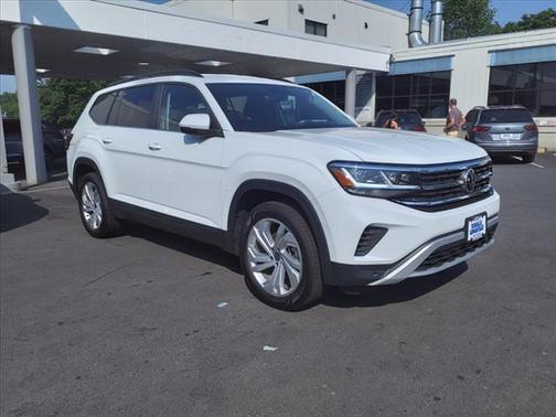 2022 Volkswagen Atlas 2.0T SE w/Technology 4MOTION