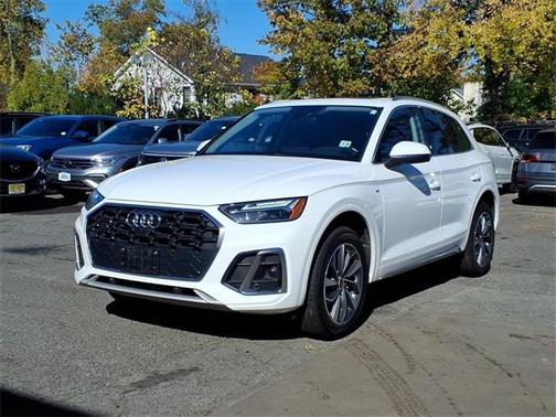 2023 Audi Q5 45 S line Premium Plus