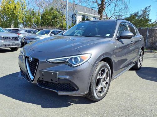 2023 Alfa Romeo Stelvio Ti