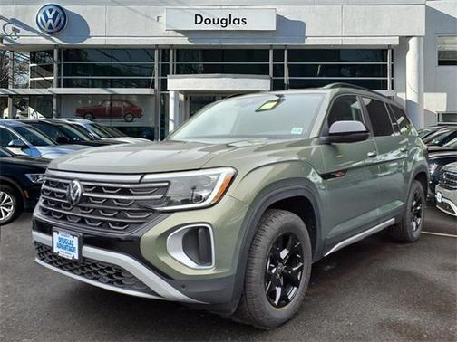 2025 Volkswagen Atlas 2.0T Peak Edition