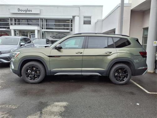 2025 Volkswagen Atlas 2.0T Peak Edition