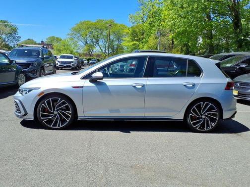 Reflex Silver Metallic 2022 Volkswagen Golf GTI 2.0T S DSG