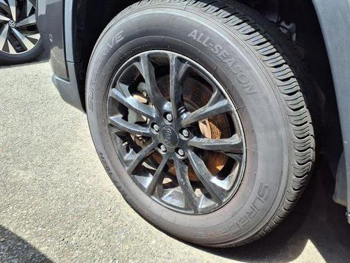 2023 Jeep Cherokee Altitude