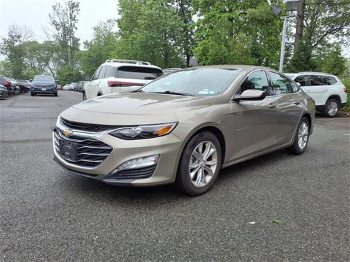 2022 Chevrolet Malibu FWD LT