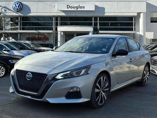 2022 Nissan Altima SR Intelligent AWD