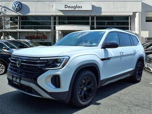 2025 Volkswagen Atlas 2.0T Peak Edition
