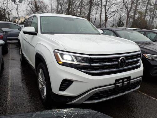 2022 Volkswagen Atlas 2.0T SE w/Technology 4MOTION