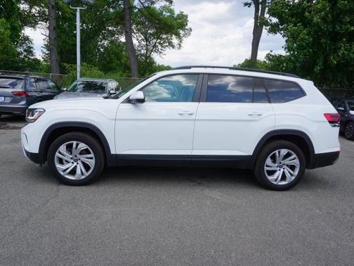 2022 Volkswagen Atlas 2.0T SE w/Technology 4MOTION