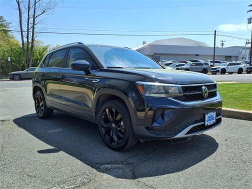 2023 Volkswagen Taos 1.5T SE